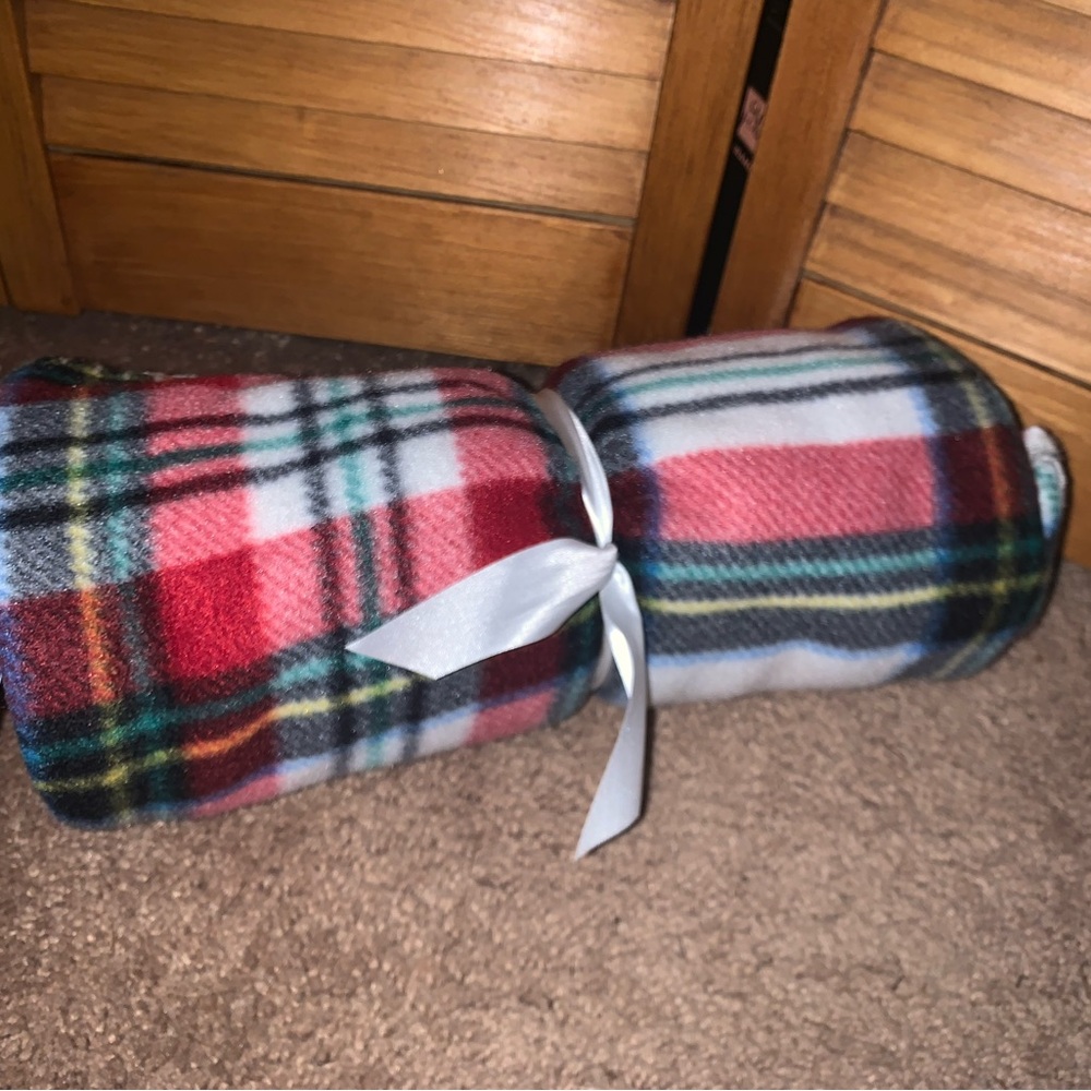 Old Navy throw.